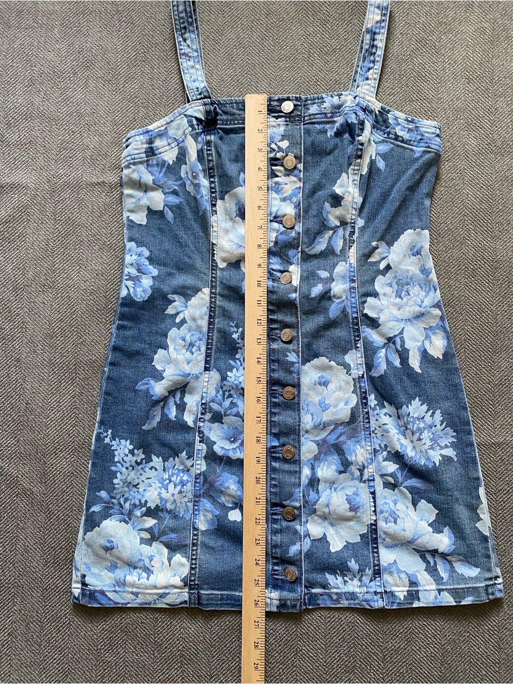 GAP Blue and White Floral Button-Front Denim Mini Dress - Picture 3 of 9